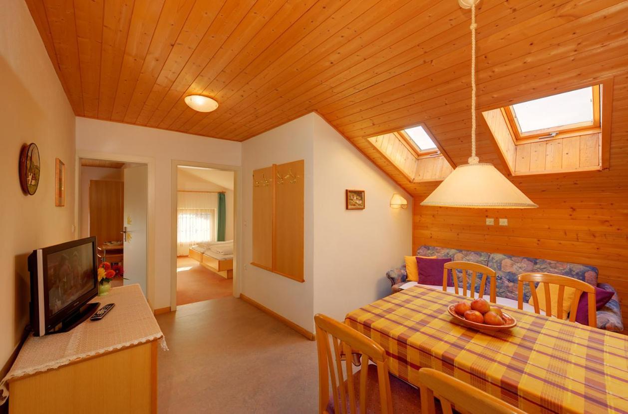 Unterdornerhof Aparthotel Lagundo Ngoại thất bức ảnh