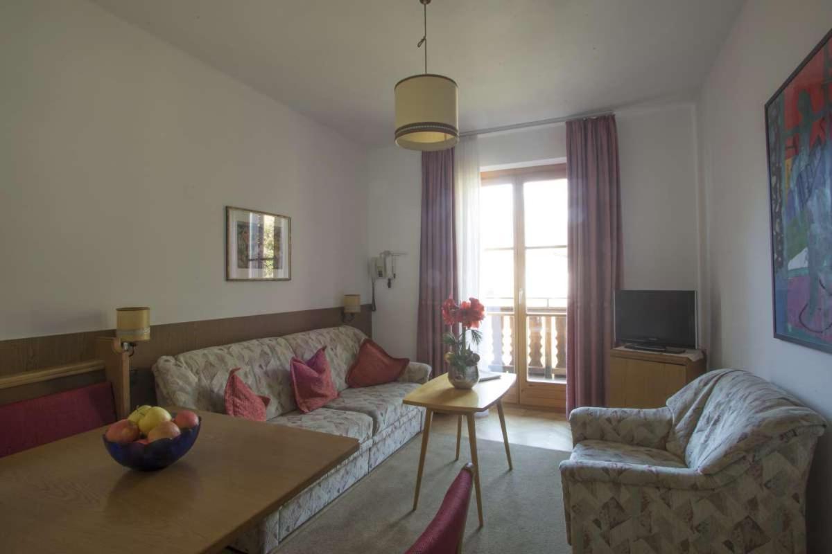 Unterdornerhof Aparthotel Lagundo Ngoại thất bức ảnh